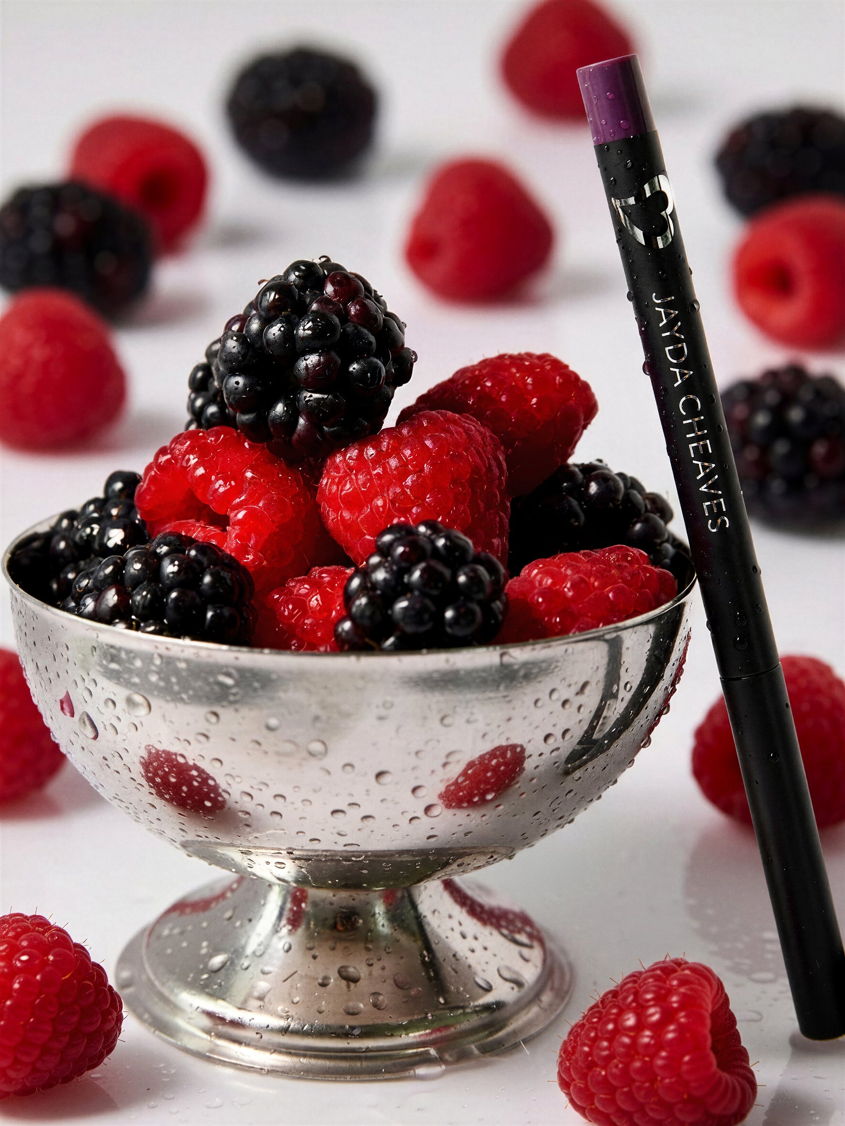 precision lip liner (mixed berry)
